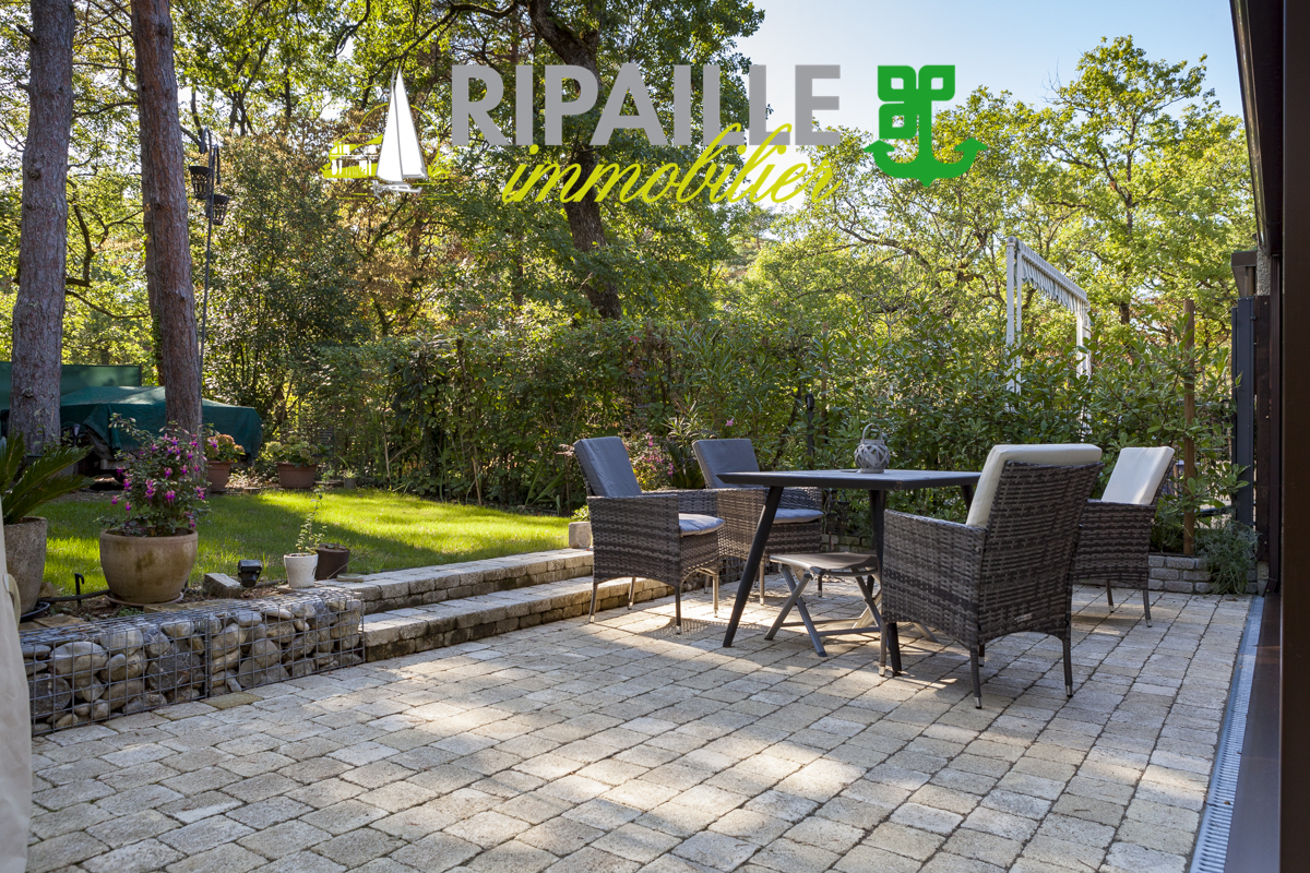 Tunique Blanche En Coton Style MICKY - Comme Neuve - Fabrication Italienne - Occasion Très Bon état